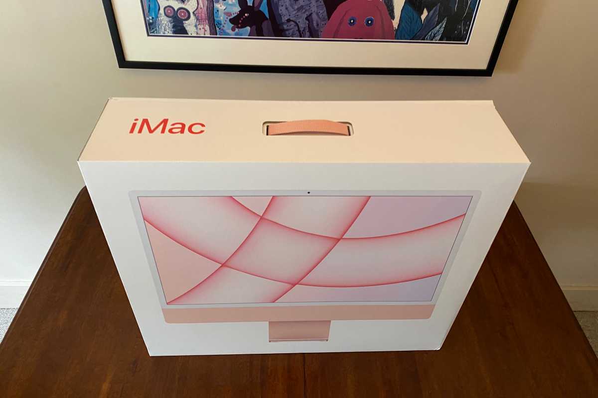 iMac unboxing