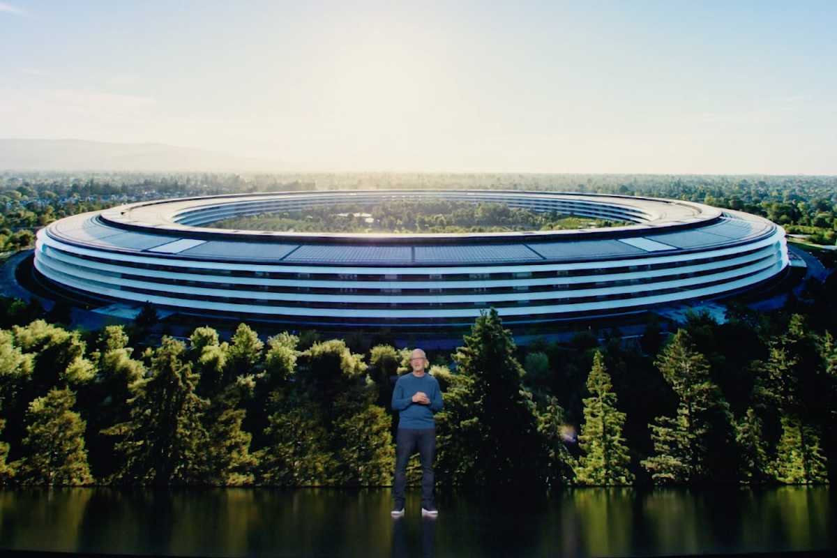 apple park tim cook 2021