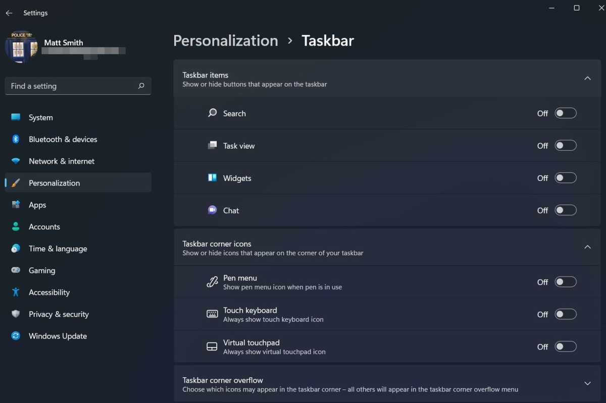 Personalizing the Windows 11 taskbar