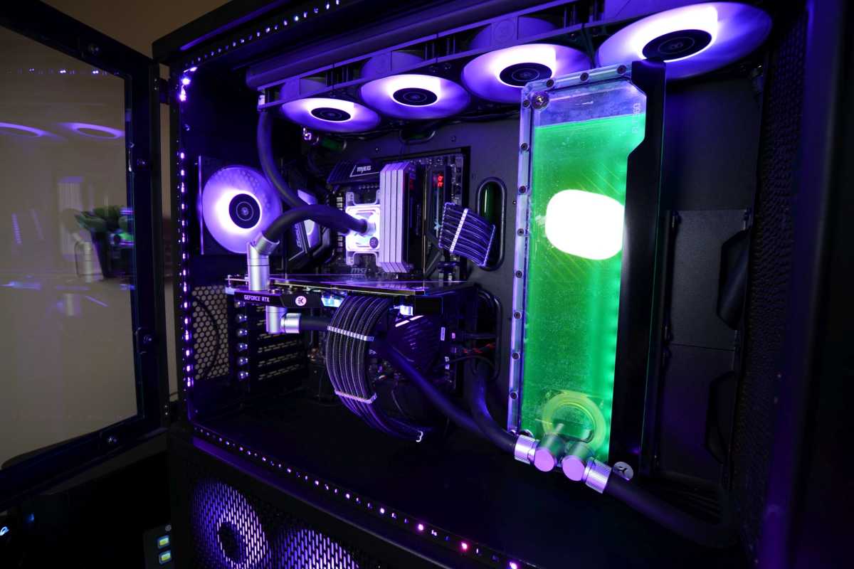 Water-cooled RTX gaming PC