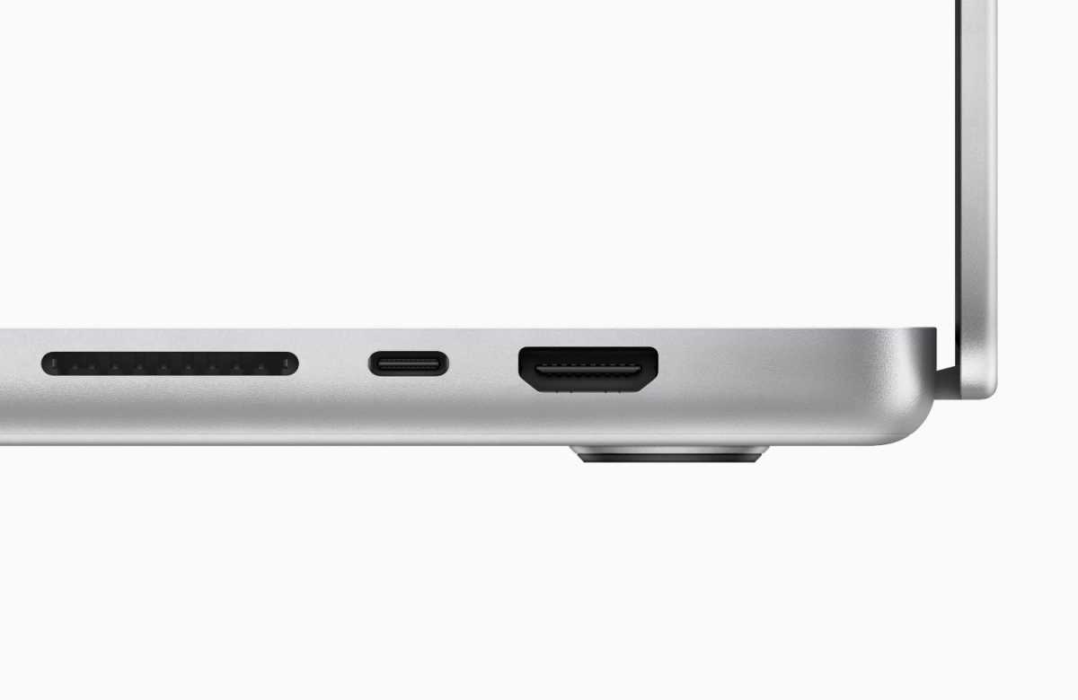 MacBook Pro 2021 ports