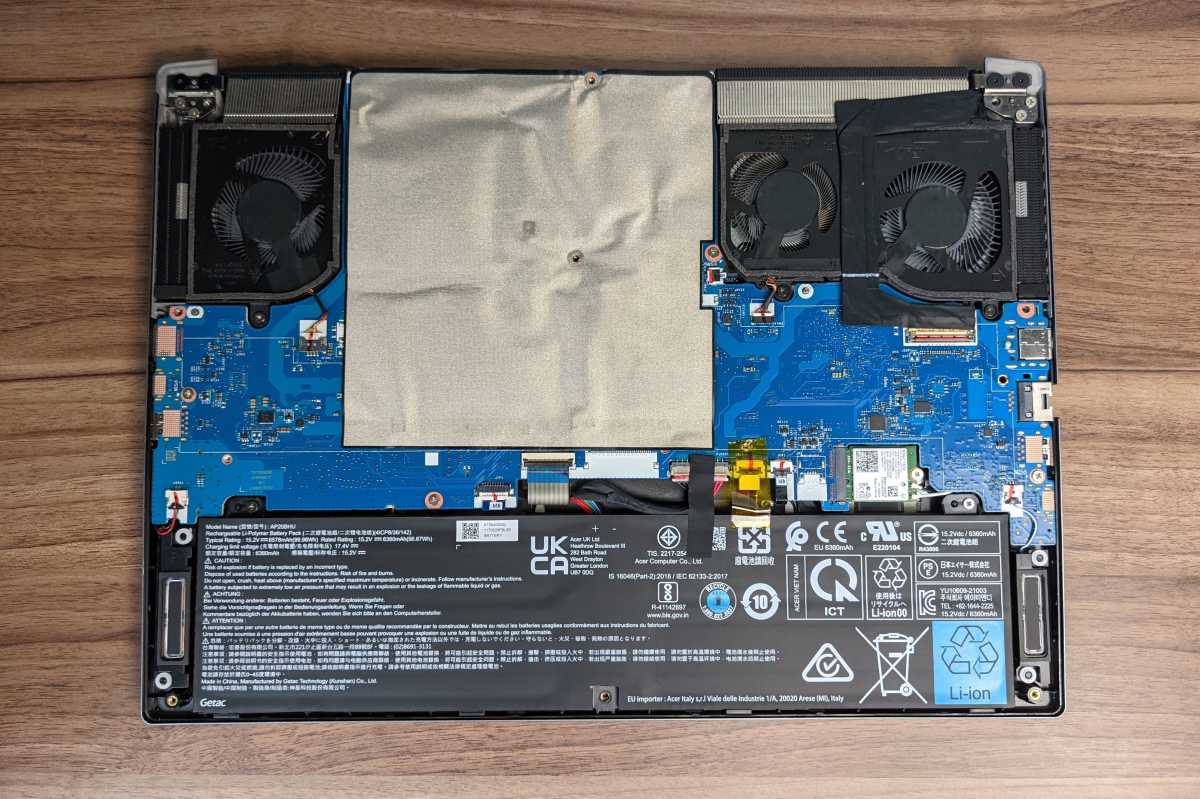 Acer Predator Triton 500 Se Inside