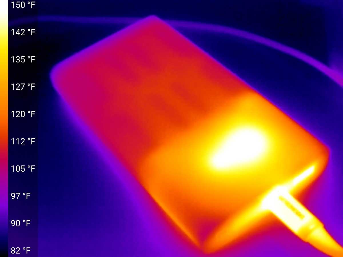 Thermal image of ElecJet Apollo Ultra graphene power bank