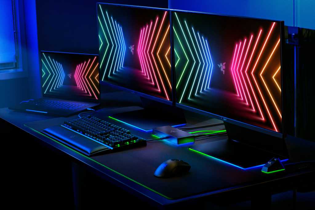 https://b2c-contenthub.com/wp-content/uploads/2021/11/razer-thunderbolt-4-dock-chroma-kv-100876371-orig.jpg?quality=50&strip=all