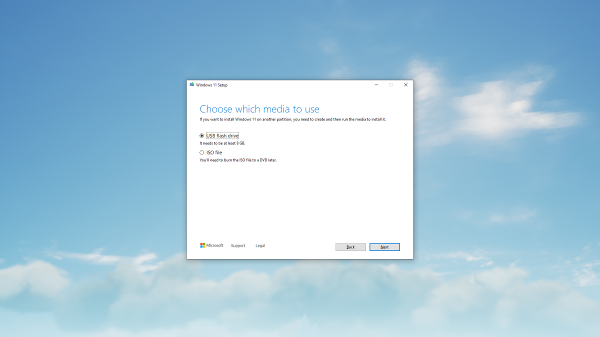 How to download and install Windows 11 legally