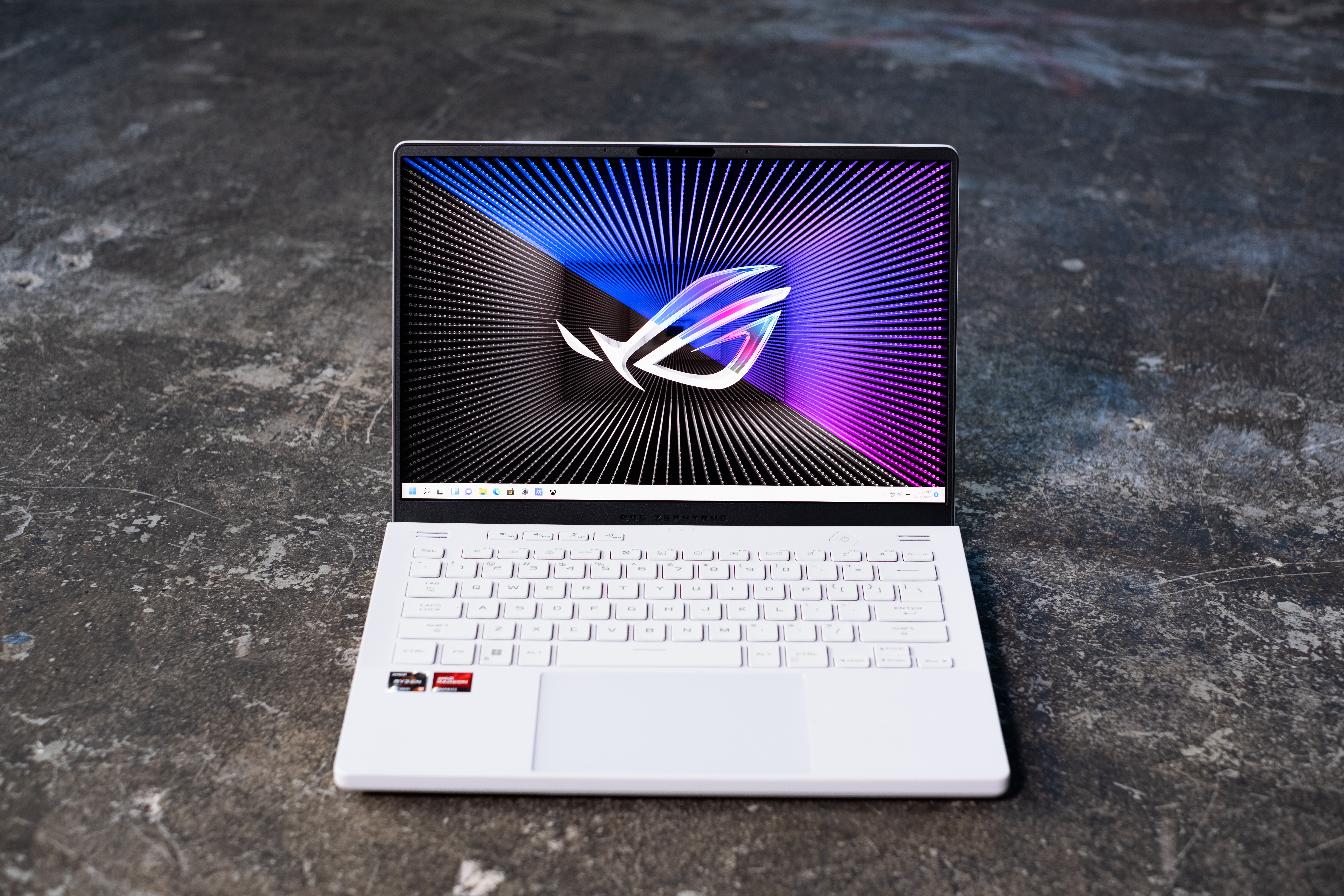 gaming ROG Zephyrus G14 (2022) - Most portable