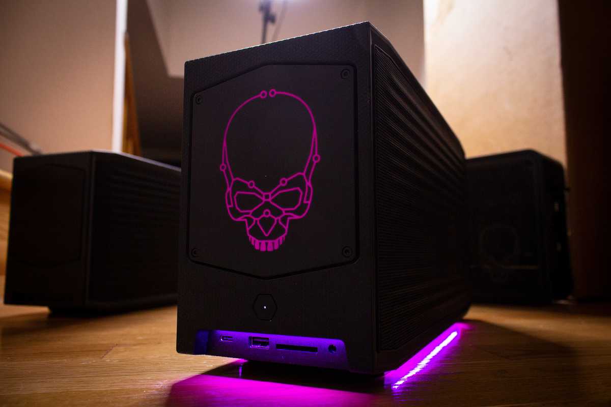Dragon Canyon NUC Compute Element beauty shot