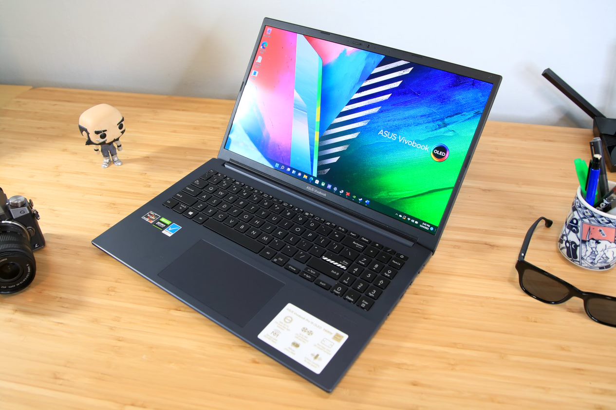 Asus Vivobook Pro 15 - Best display