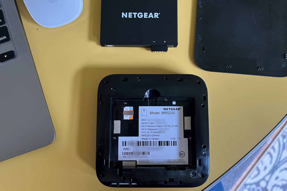 Netgear Nighthawk M5 router battery