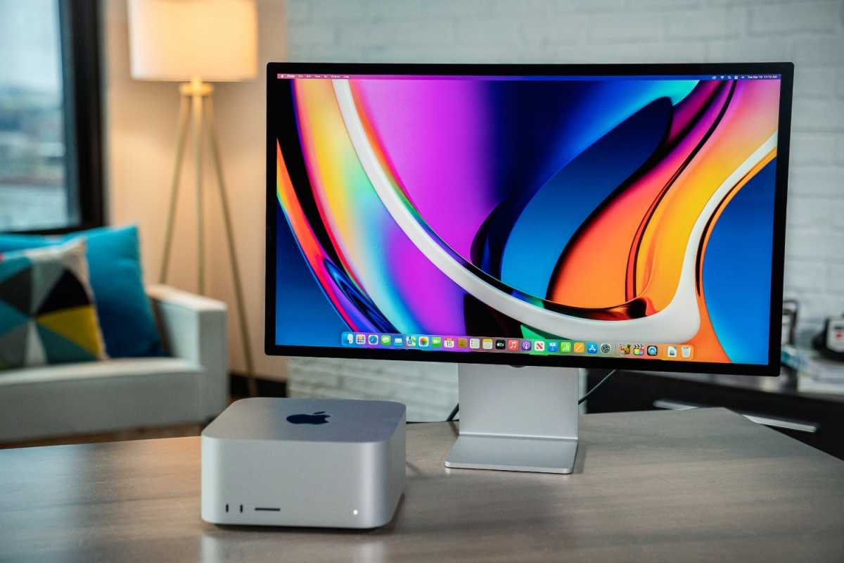 Apple Studio Display Standard glass - LCD monitor - 5K - 27 - with  tilt-adjustable stand - MK0U3LL/A - Computer Monitors 