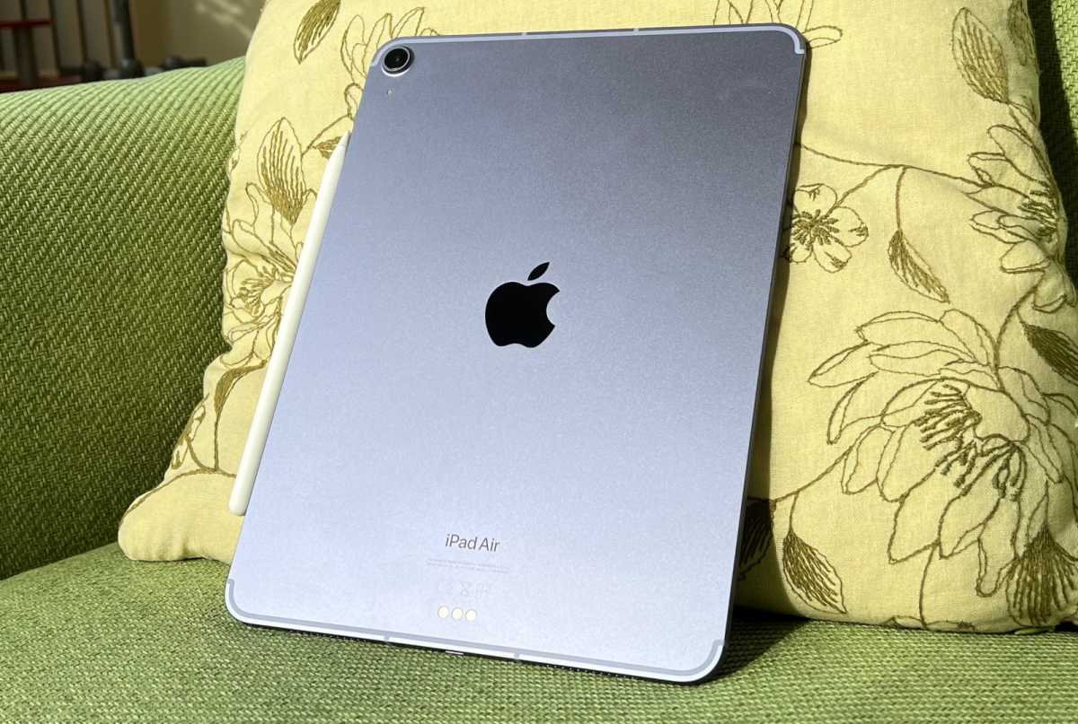 iPad Air (2022) review: Purple colour option