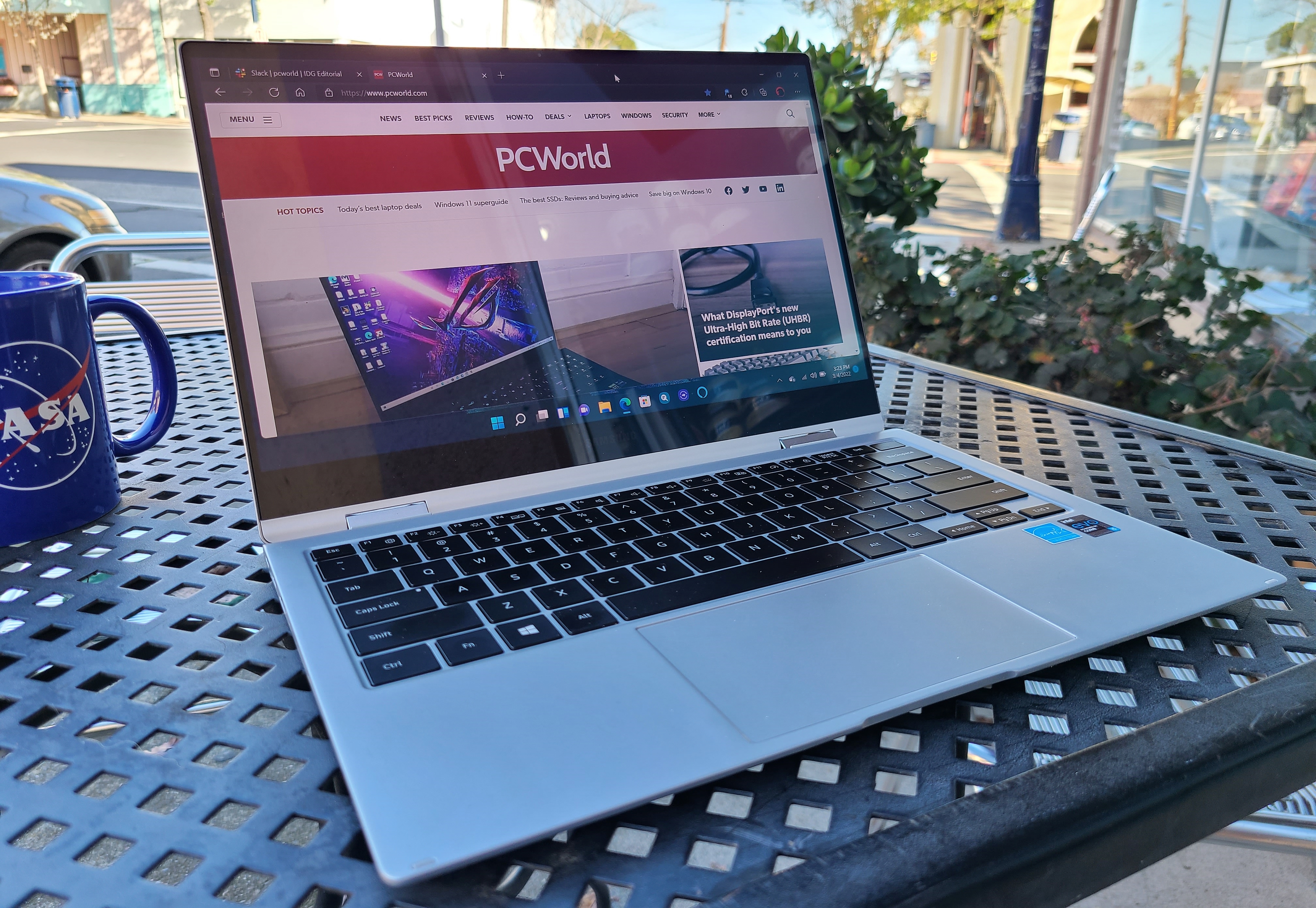 Samsung Galaxy Book Pro 360 5G Review: An Excellent Coffee Shop PC ...