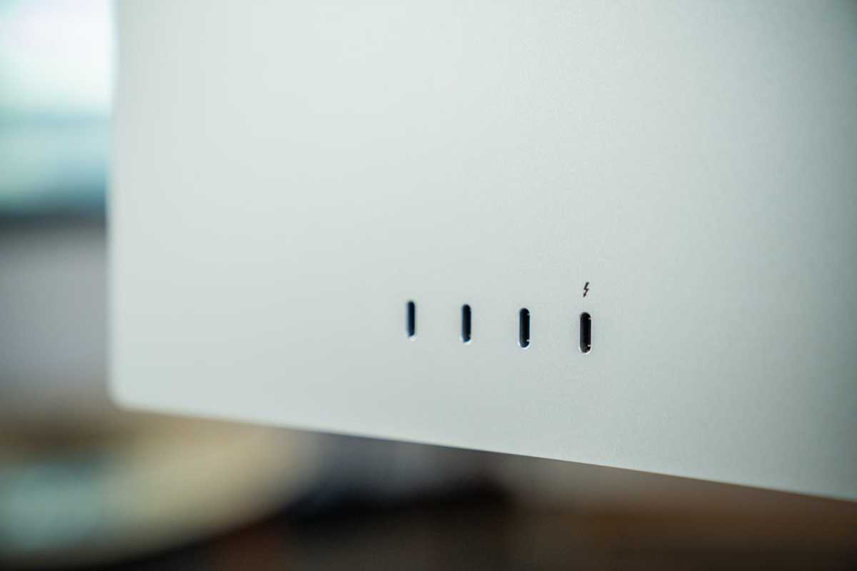 Studio Display ports