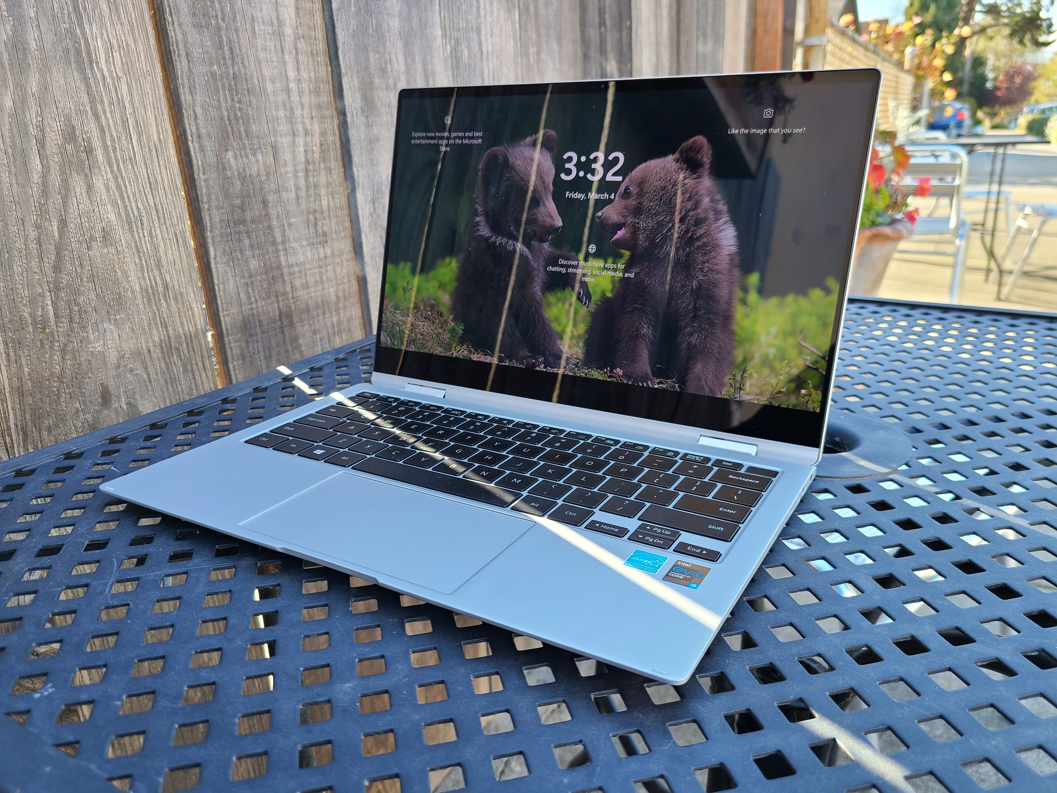 Samsung Galaxy Book Pro 360 5G - Best coffee shop laptop