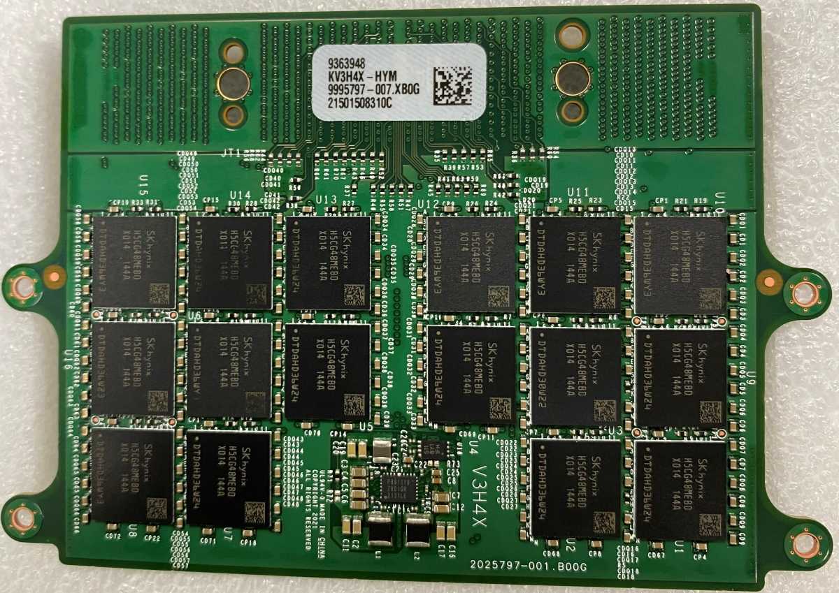 A Dell 32GB cDIMM using the new CAMM memory design.