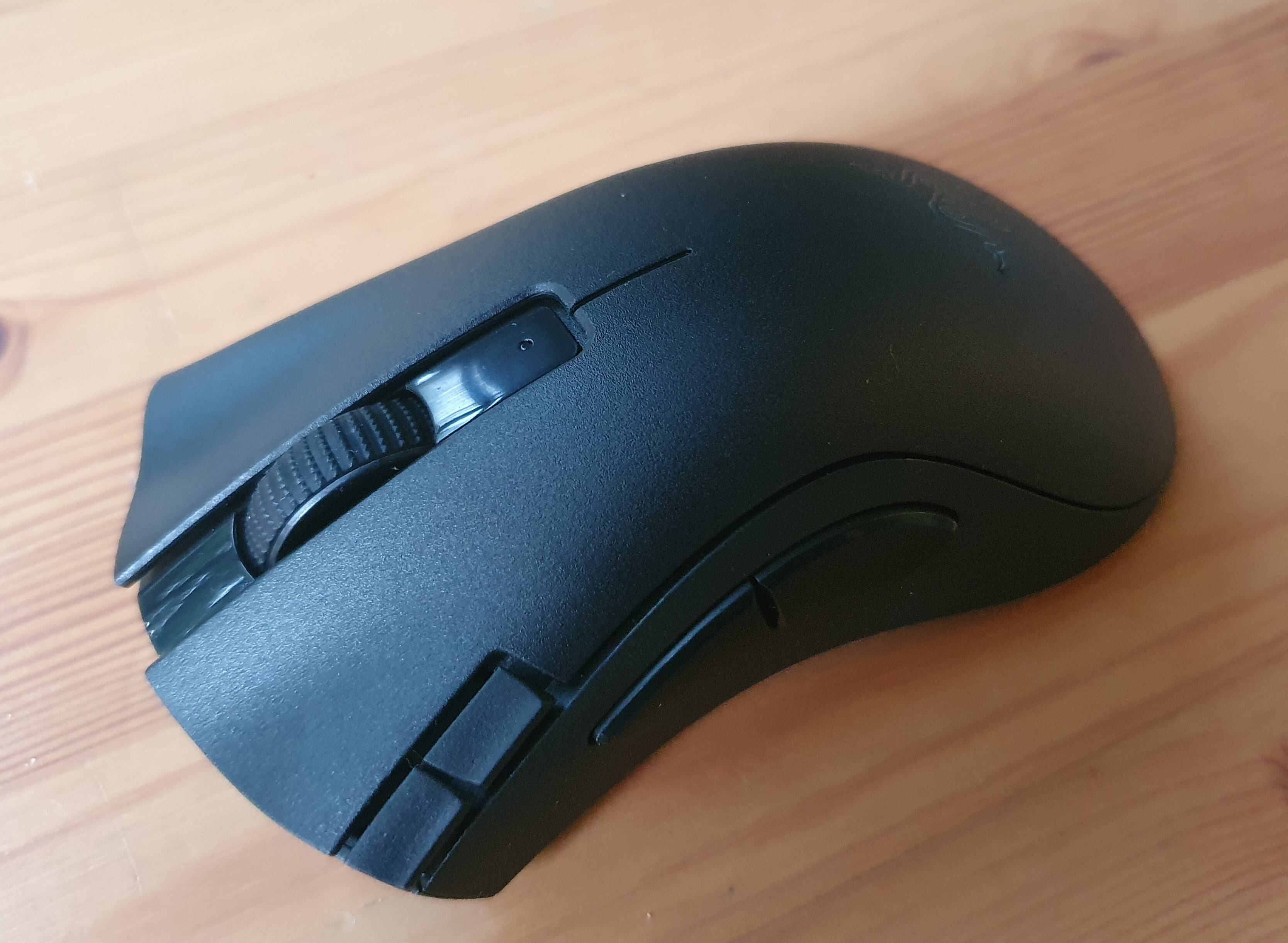  Razer DeathAdder V2 X Hyperspeed  - Best dual-purpose gaming and productivity mouse