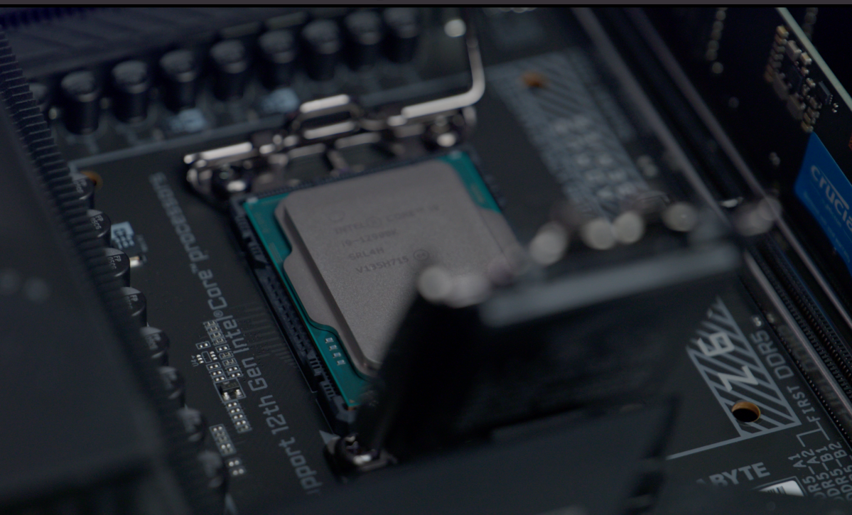 Gigabyte Z690 Aorus Master socket