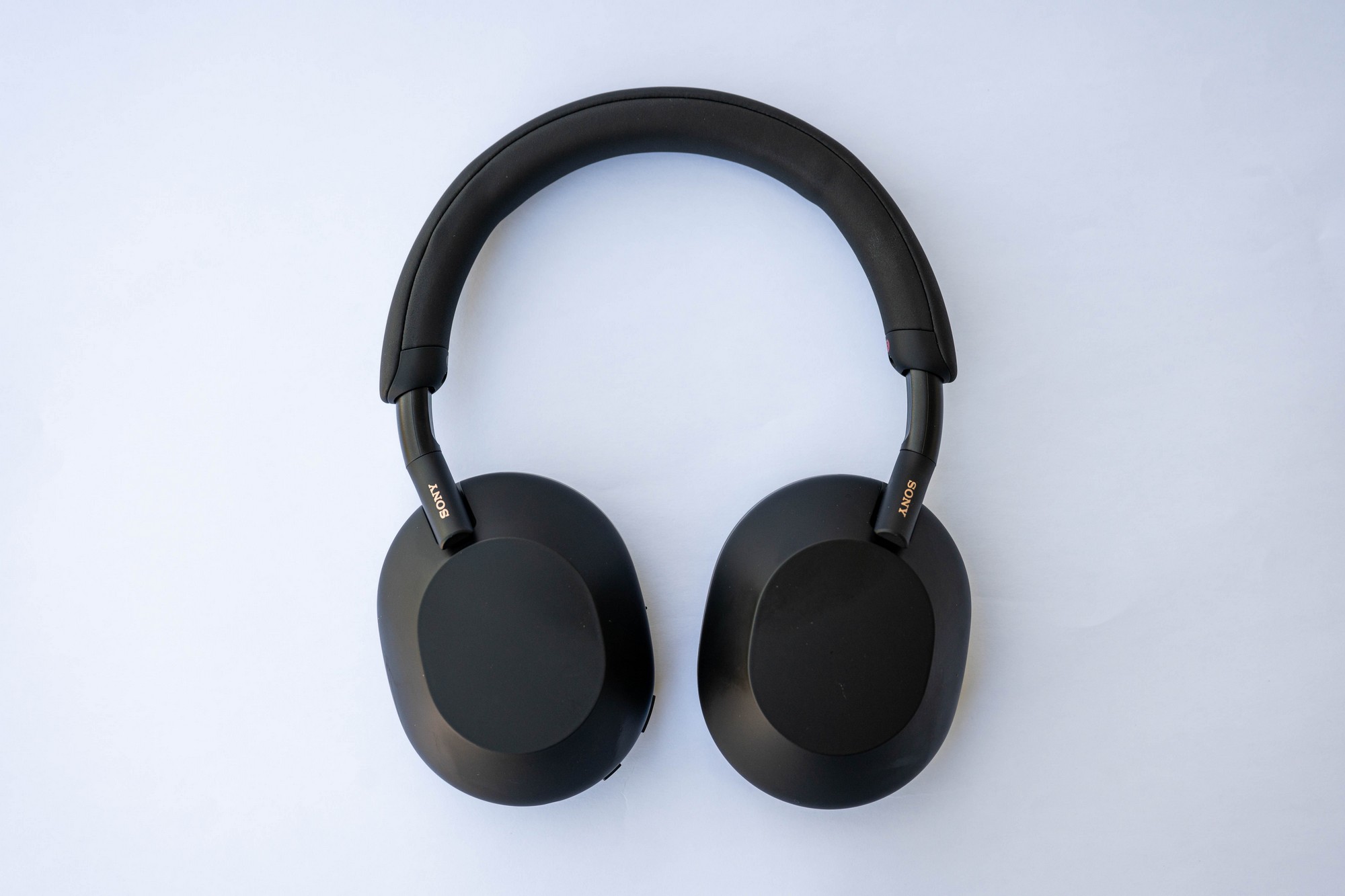 Sony WH-1000XM5 wireless headphones review: outstanding sonics and ANC