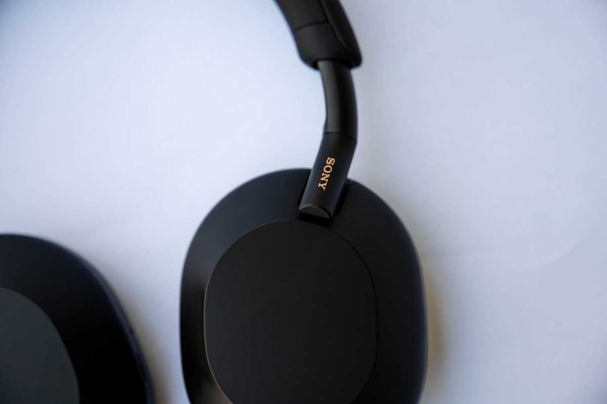 Sony's WH-1000XM5 ANC headphones fall back to $328