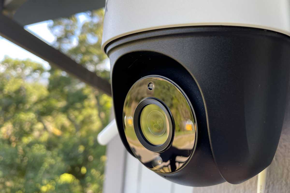 LED spotlights on Lorex Pan Tilt Outdoor Security Camera