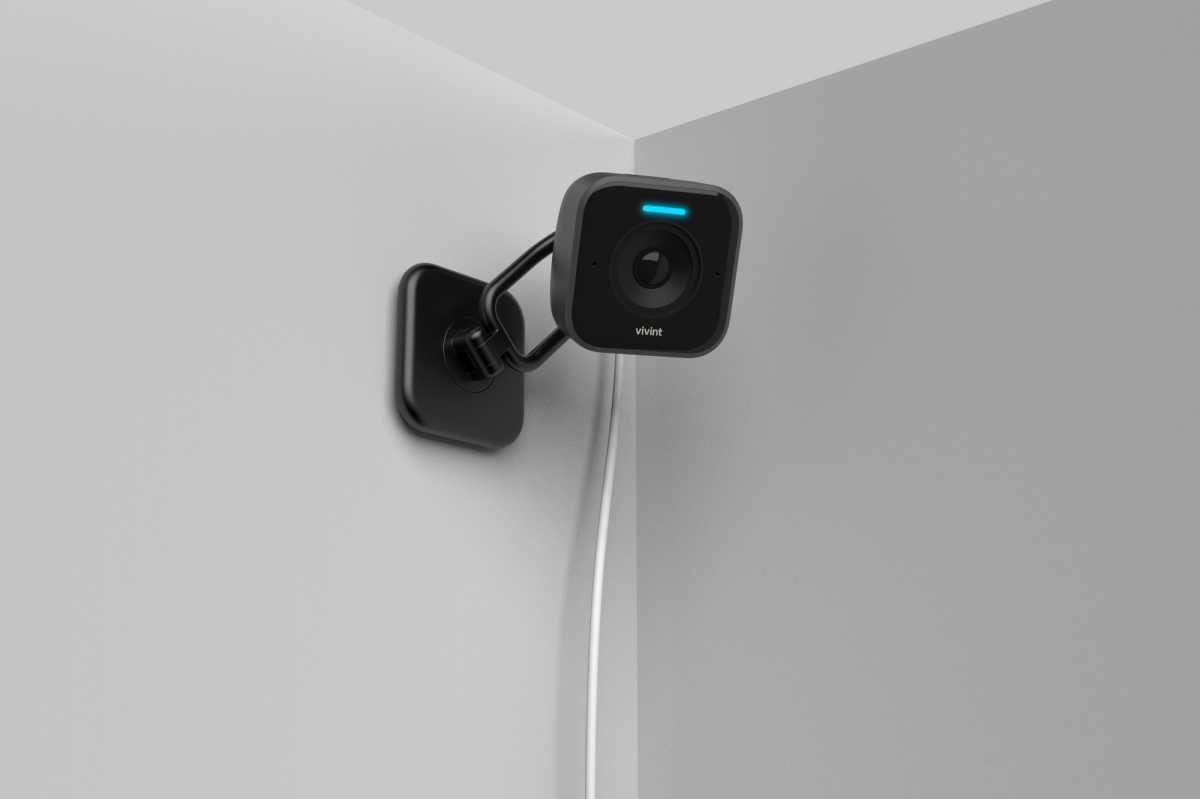 Vivint's 2nd-generation Indoor Camera Pro