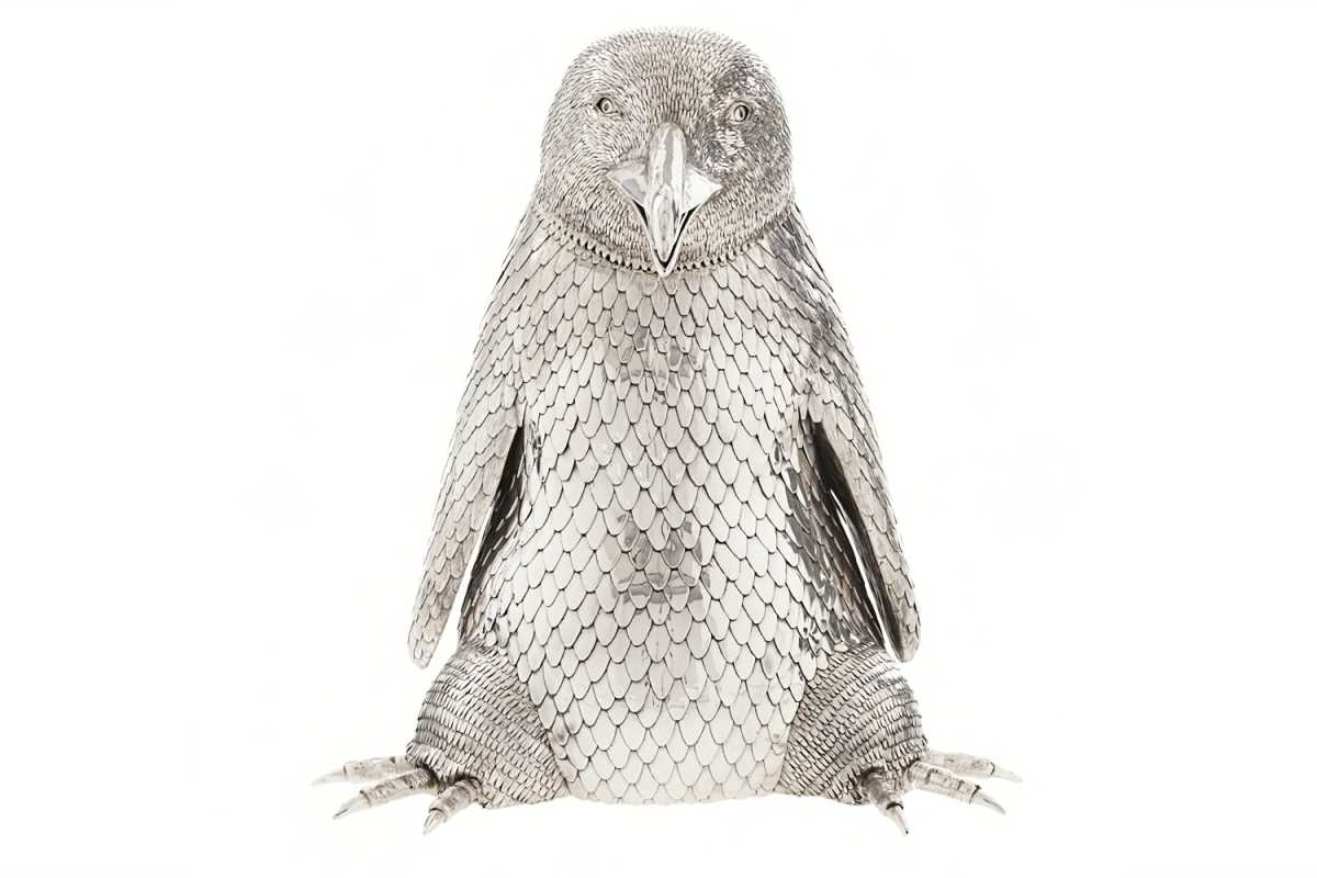 серебряный пингвин