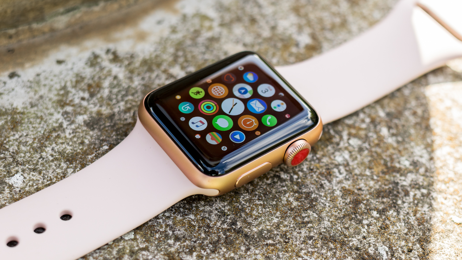 Whatever You Do, Donโt Buy the Apple Watch Series 3 - Tech Advisor