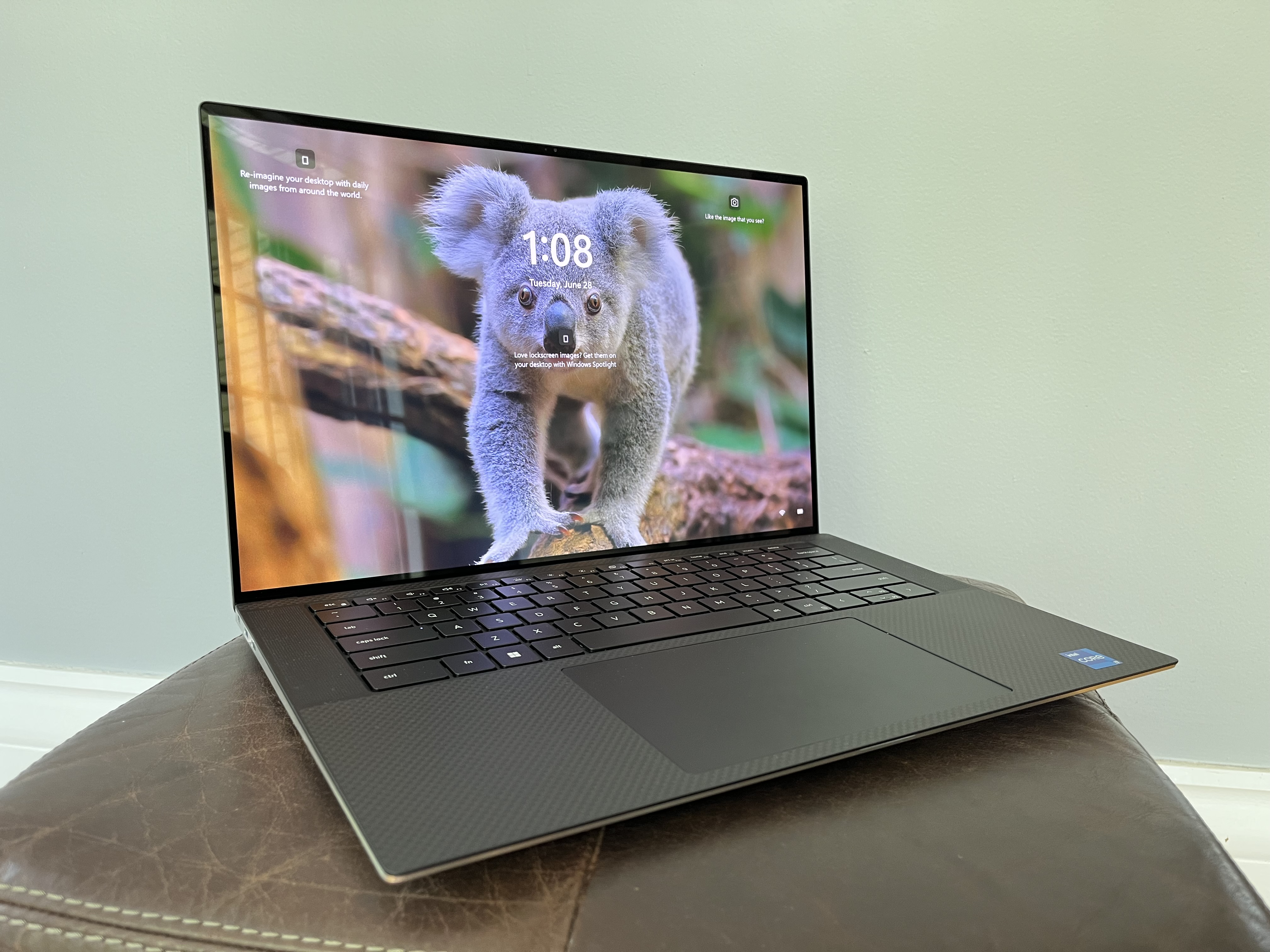 Dell XPS 15 9520 - Best screen for video editing 