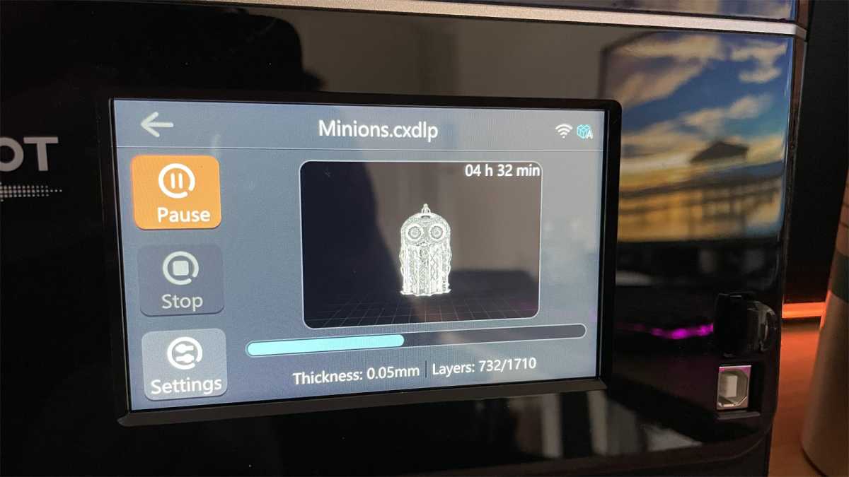 Creality Halot One Plus printing