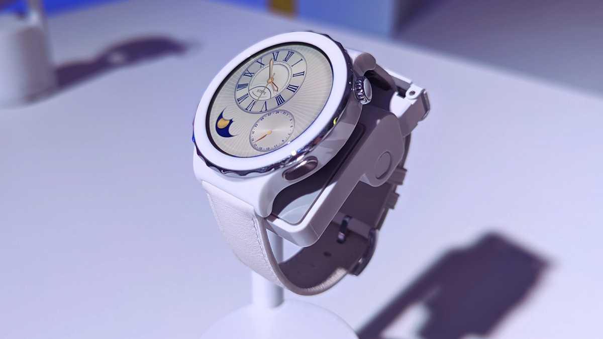 Huawei Watch GT 3 Pro White Leather STRP : Cell Phones & Accessories 