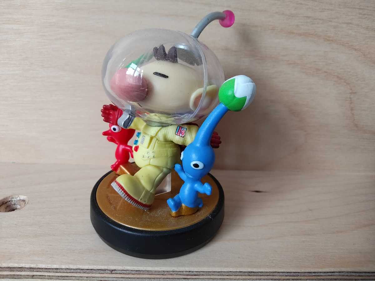 Close up of a Pikmin model
