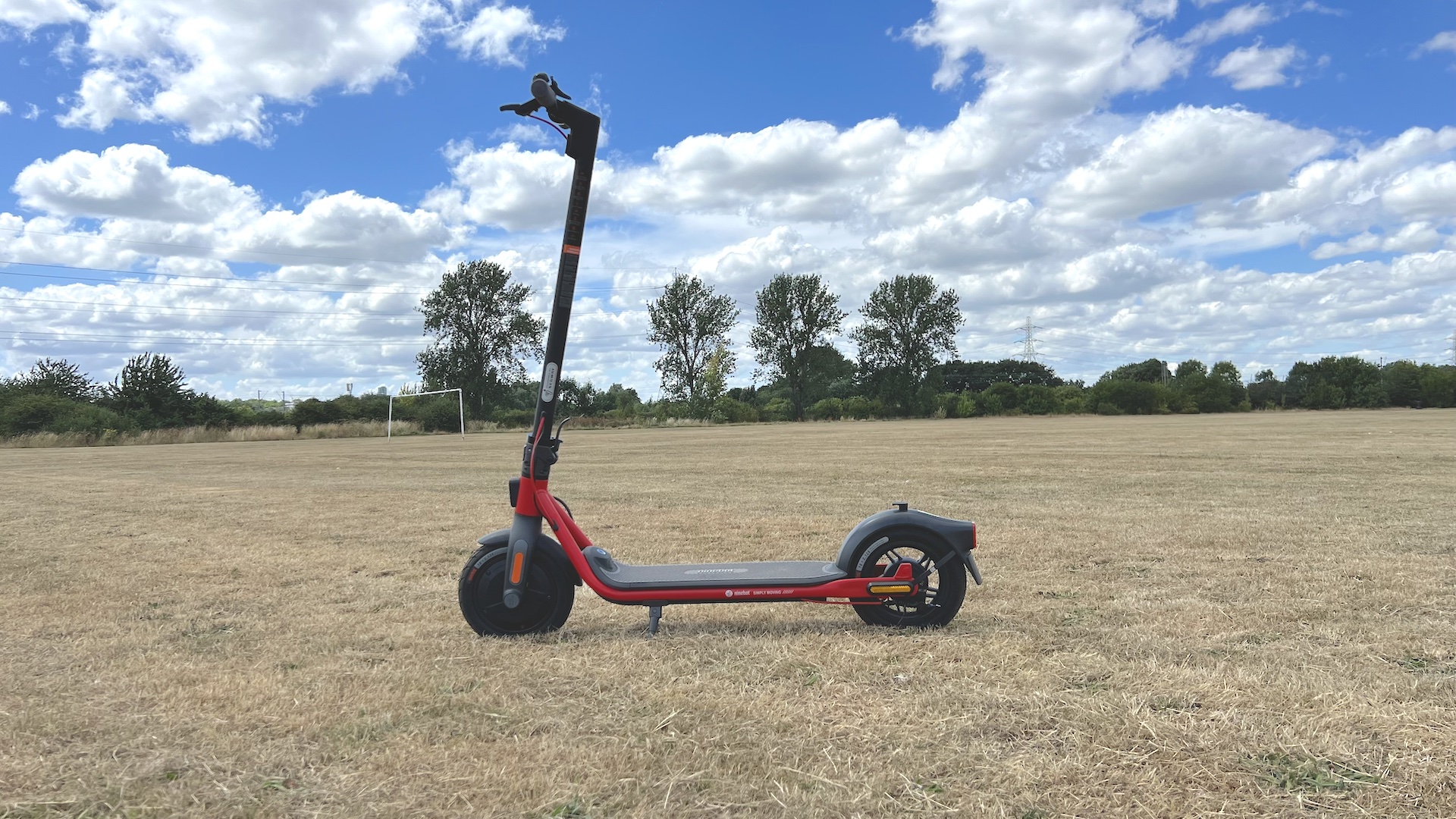 Ninebot KickScooter D38E - A great all-rounder
