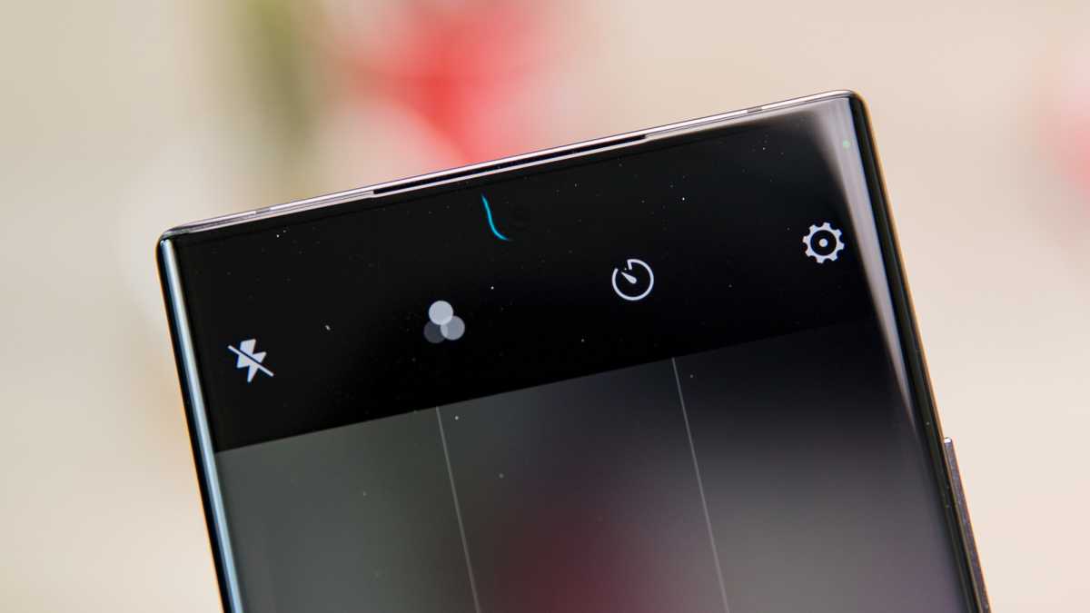 ZTE Axon 40 Ultra front camera