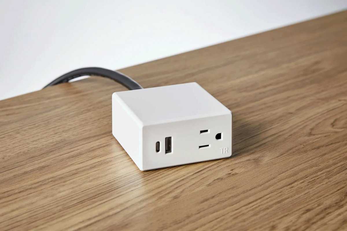 Charg 3in1 surge protector desktop module