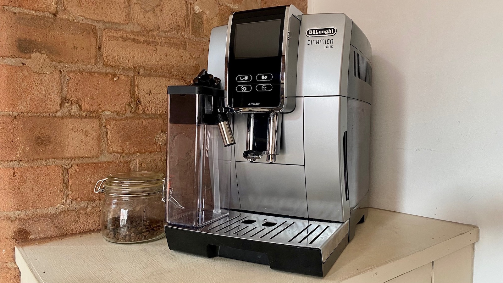  De’Longhi Dinamica Plus ECAM 370.85 - Best bean-to-cup machine