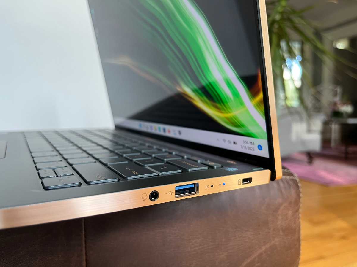 Acer Swift right ports