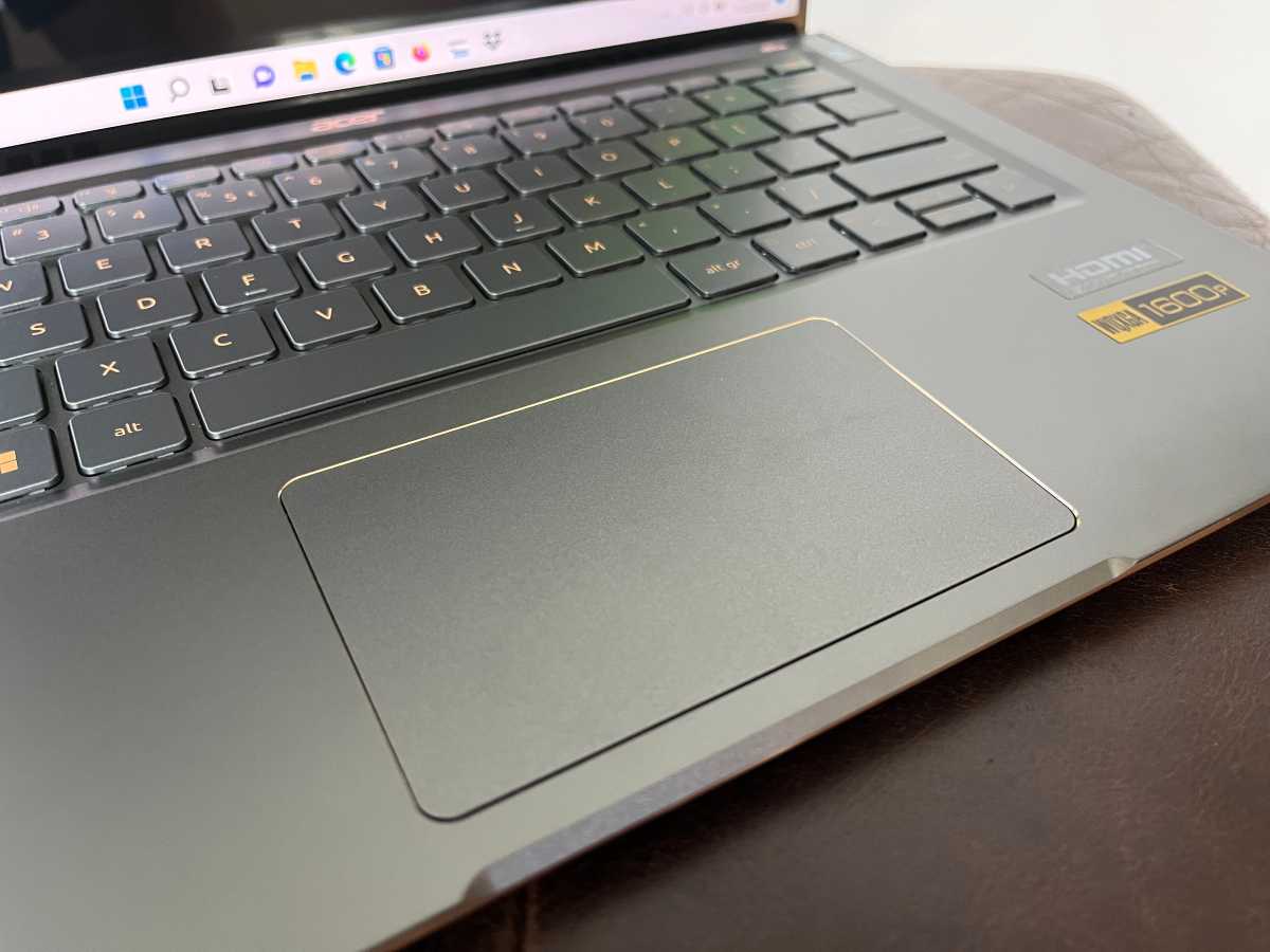 Acer Swift 5 touchpad