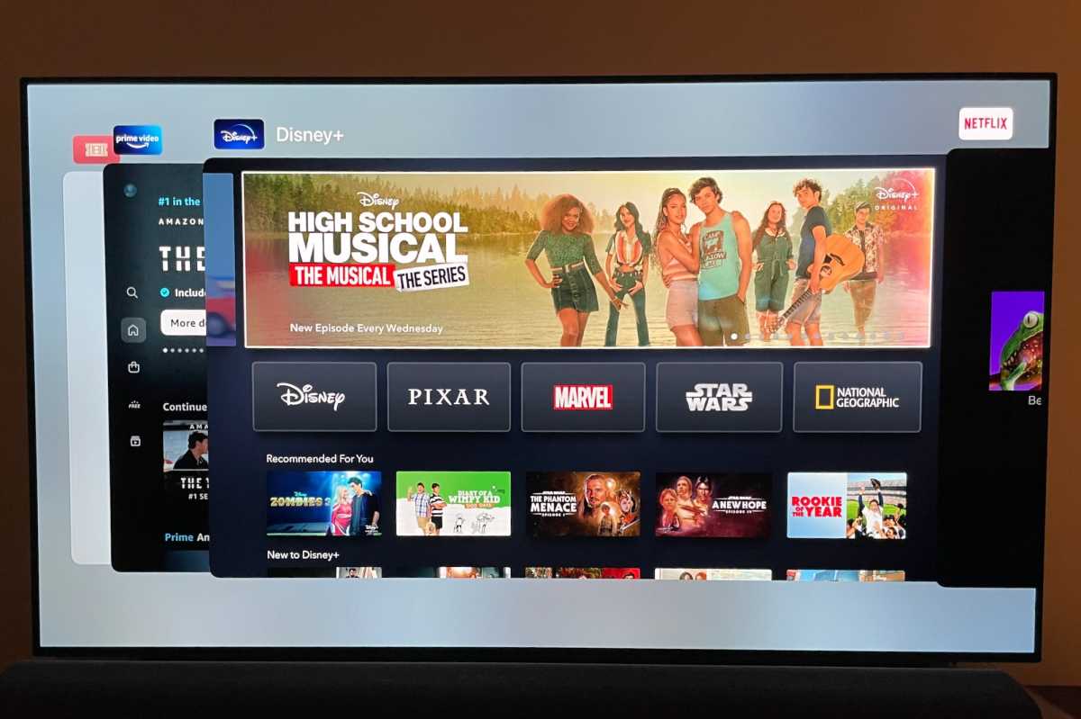 Apple TV multitasking apps