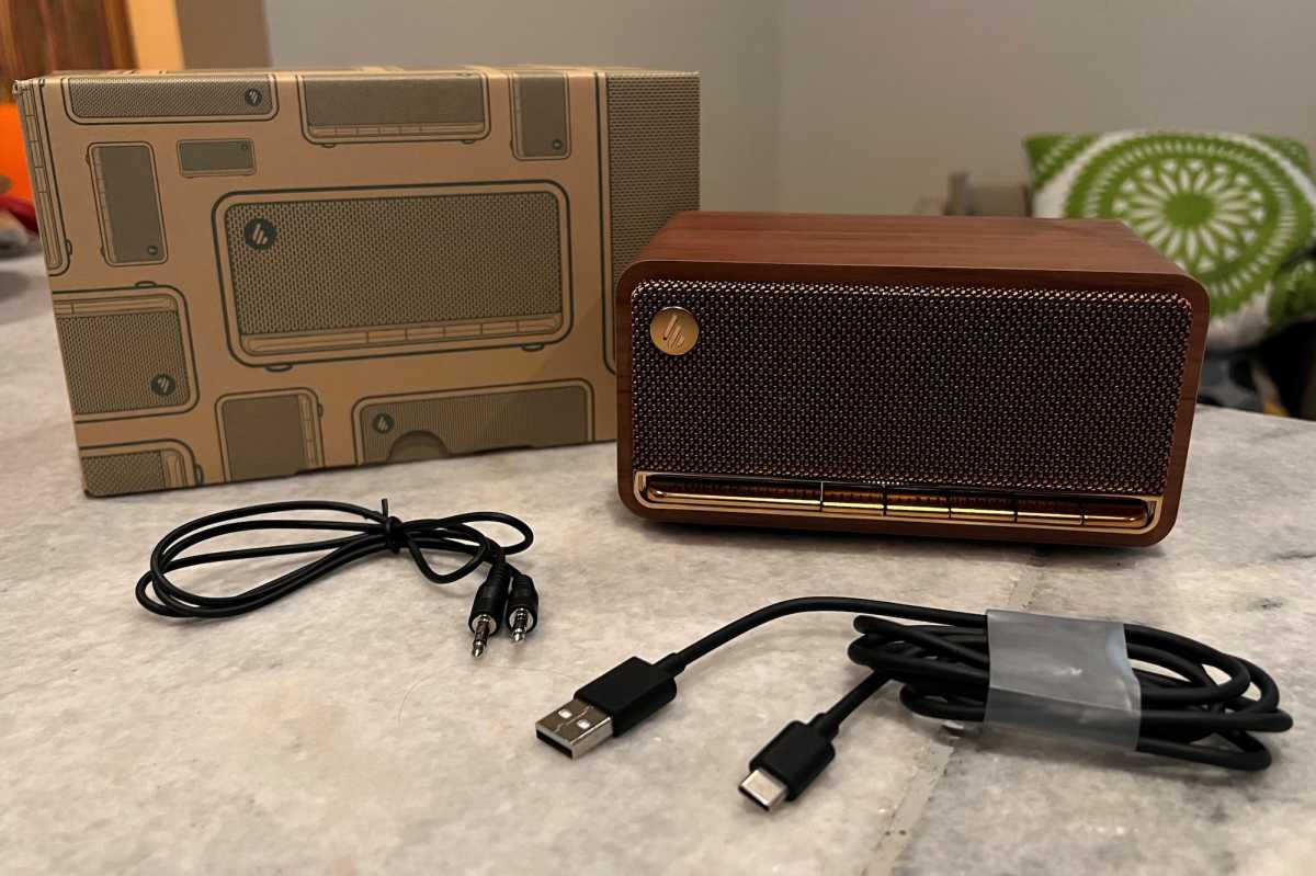 Edifier MP230 Review - Vintage Style Wooden Portable Bluetooth Speaker