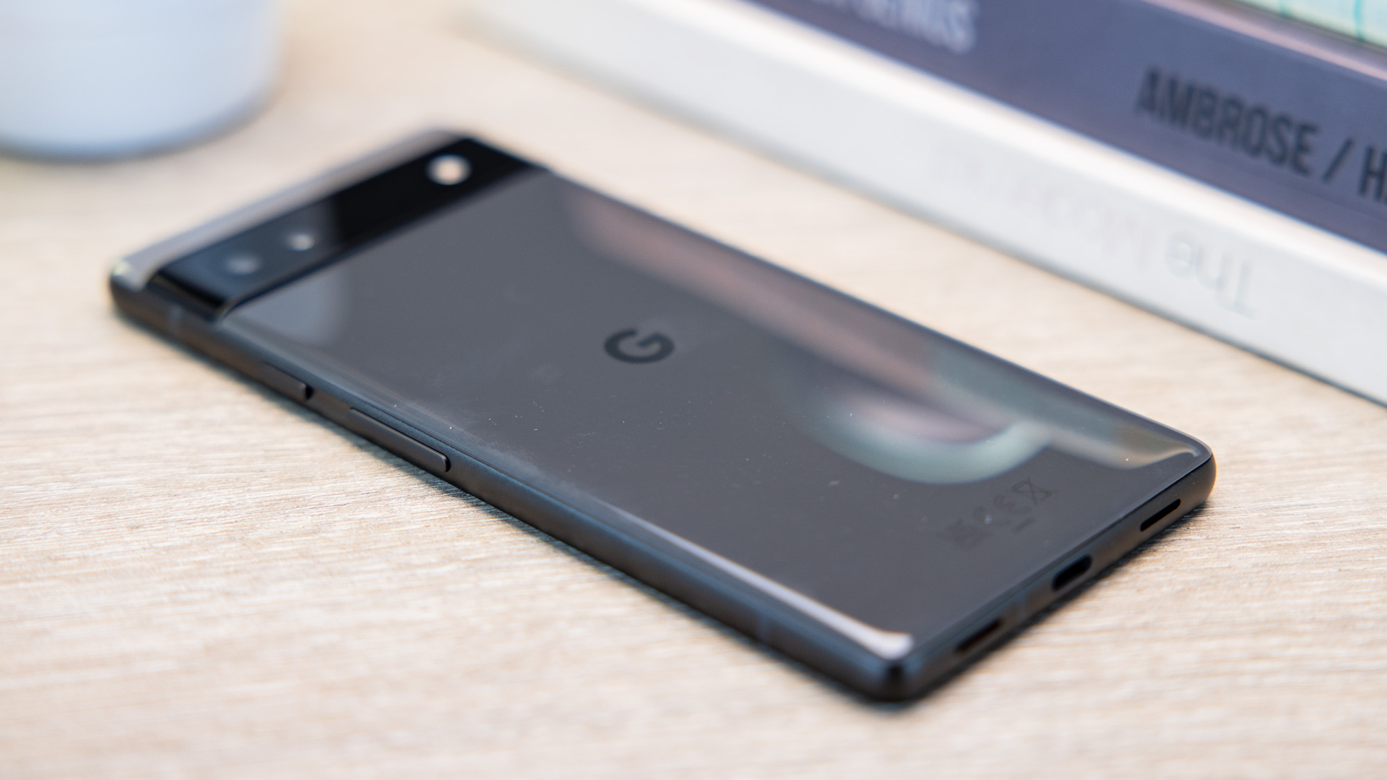 簡単購入Google Pixel 6a Charcoal スマートフォン本体