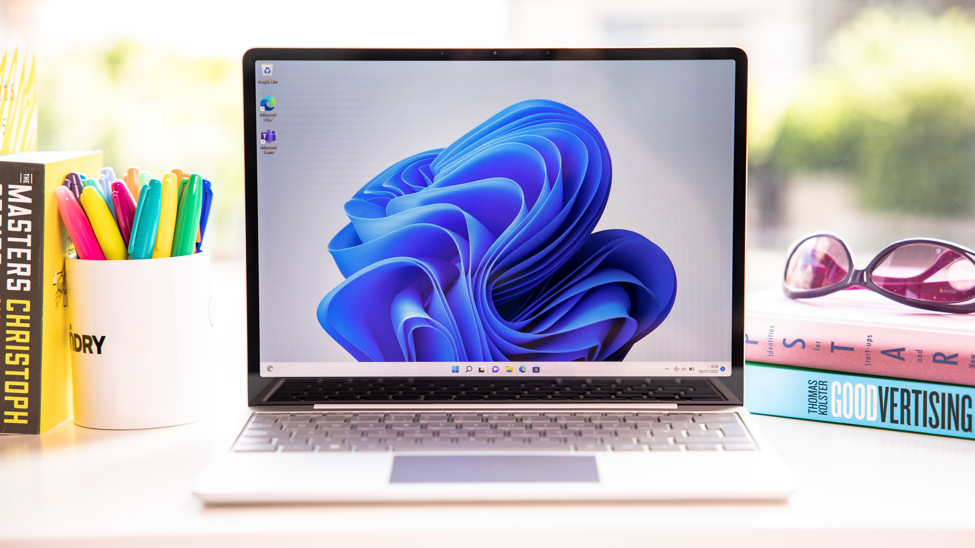 Microsoft Surface Laptop Go 2 - Лучший бюджетный ноутбук