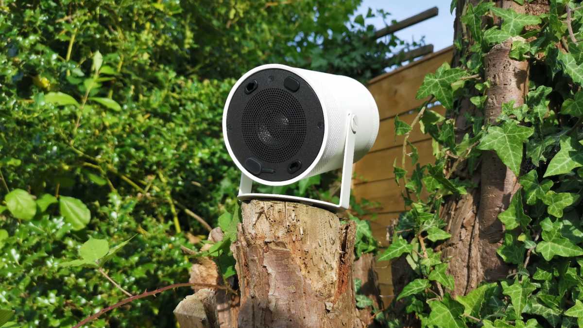 Samsung Freestyle rear speaker