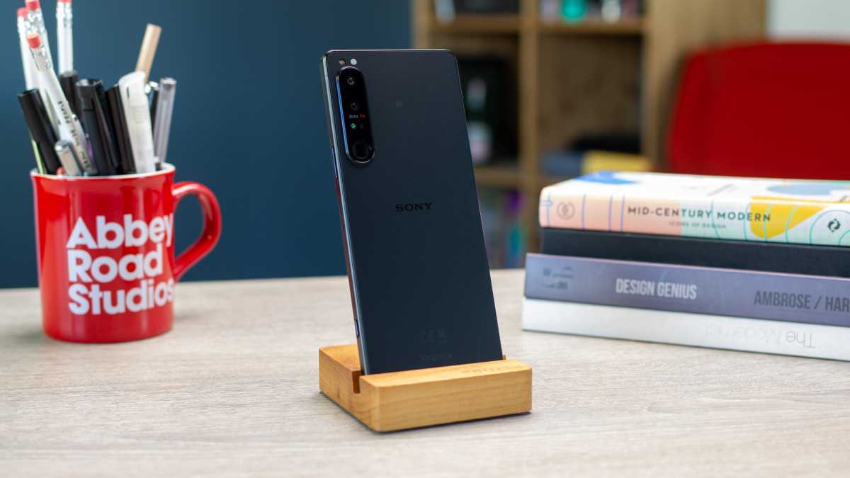 Sony Xperia 1 IV rear