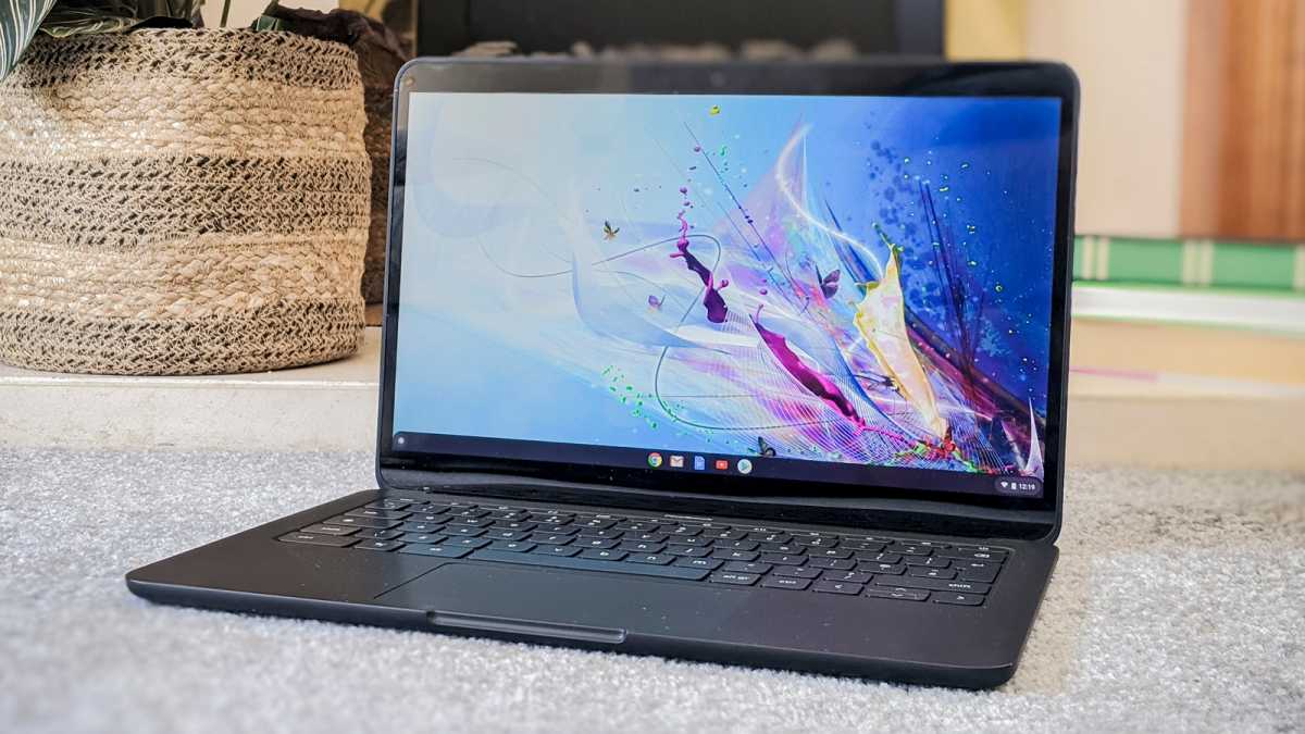 Google Pixelbook Go - Front view