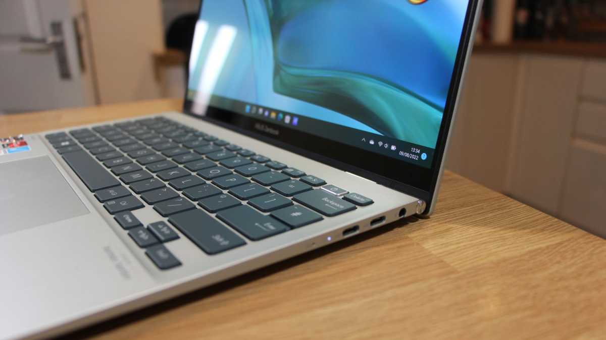 Asus ZenBook S 13 OLED (2022)