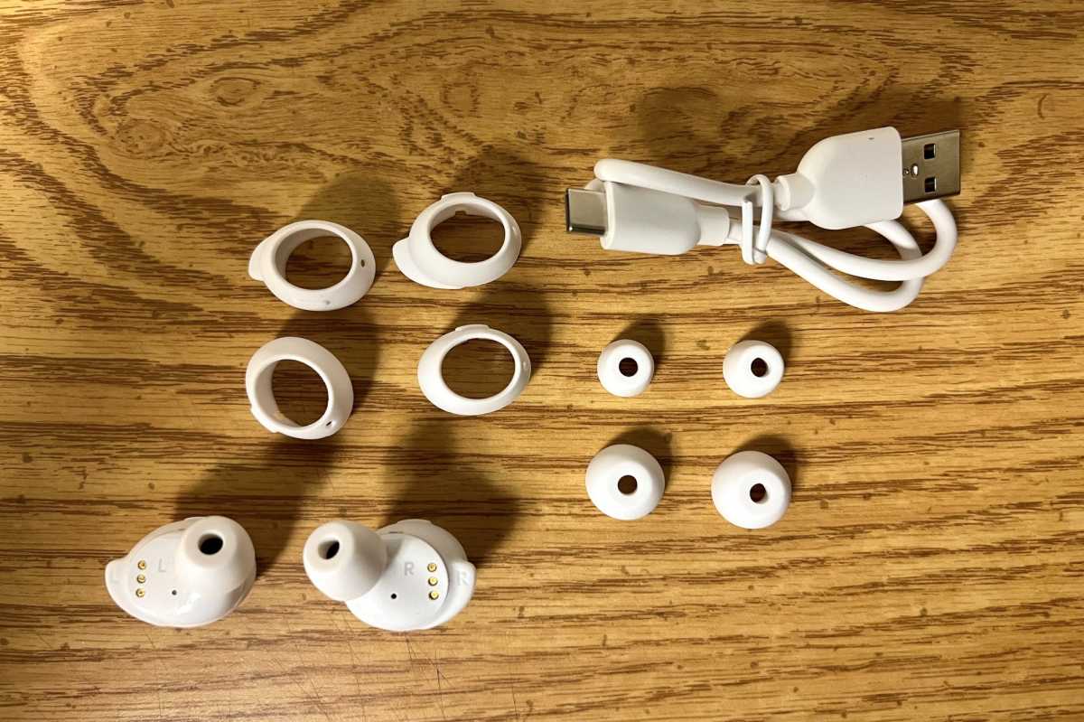 Belkin Soundform Immerse with accessories