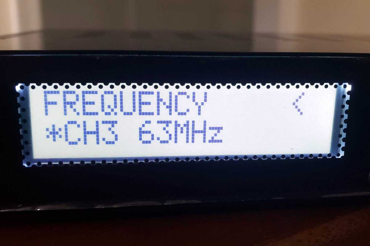 Channel Master CM-1050 display