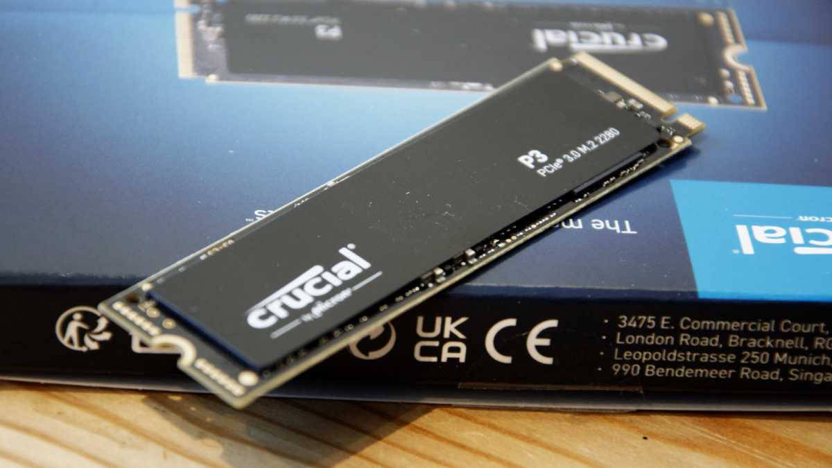 CRUCIAL 4To SSD P3 3D NAND NVMe PCIe M.2 (CT4000P3SSD8) avec