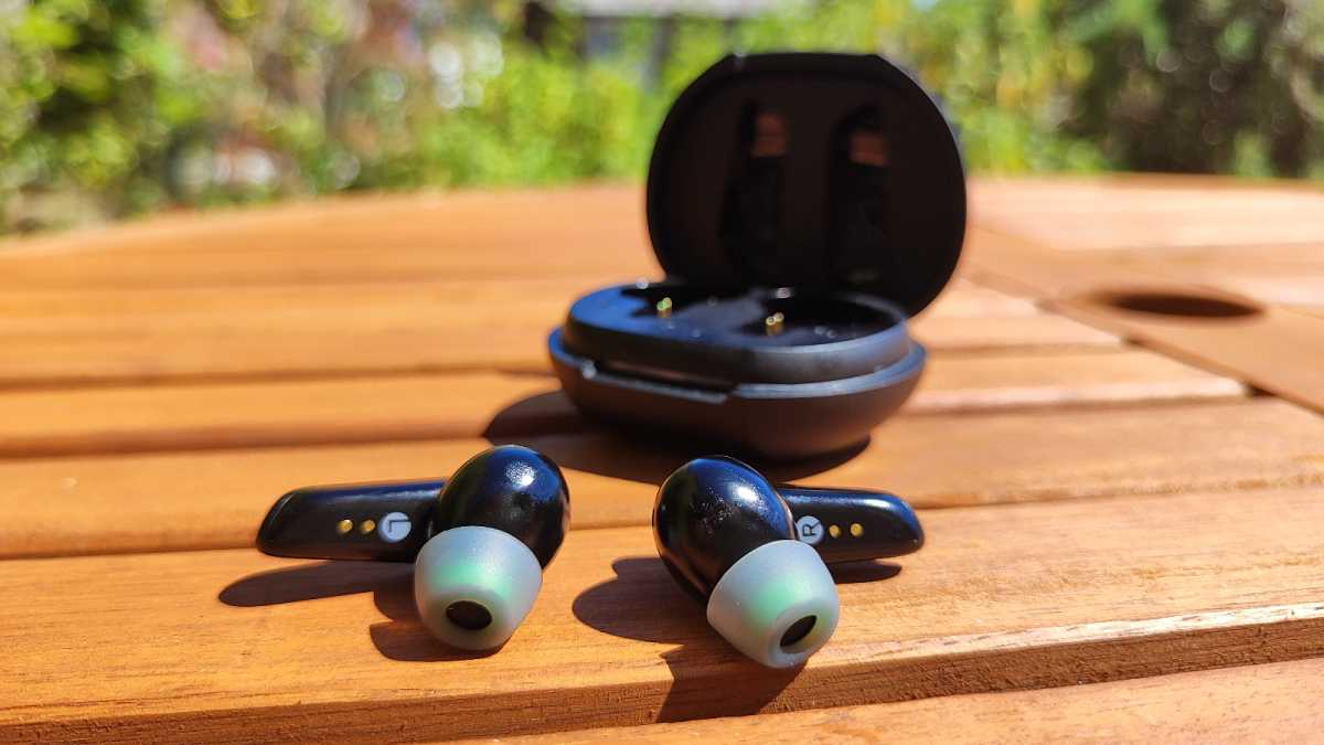 The two Edifier Neobuds S earbuds