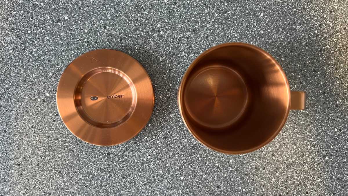 Top-down view of Ember Mug2 and coaster